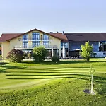 Wengerhof Hotel 3*